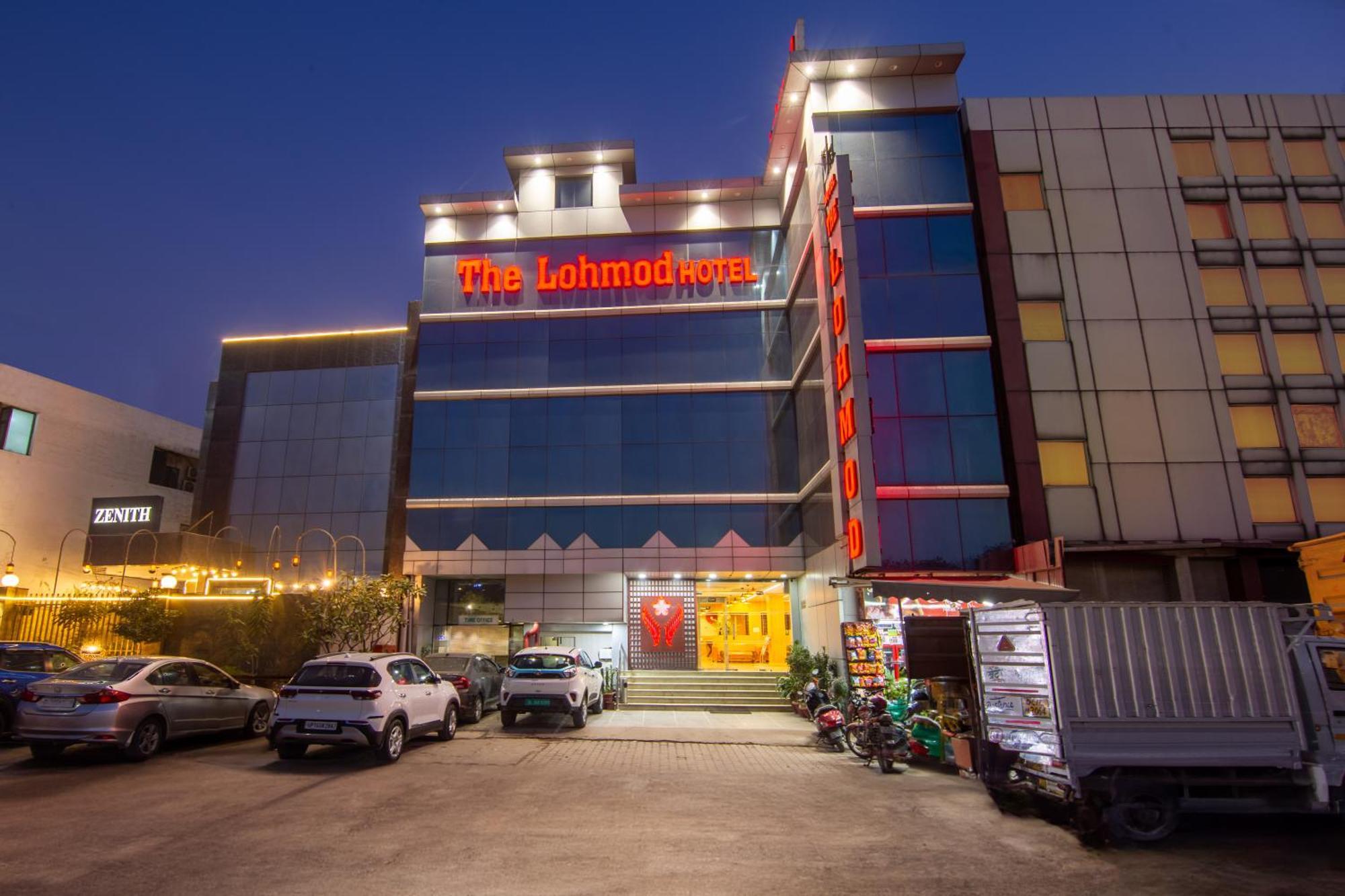 Hotel Lohmod At National Highway 8 - Free Airport Transffer New Delhi Eksteriør billede