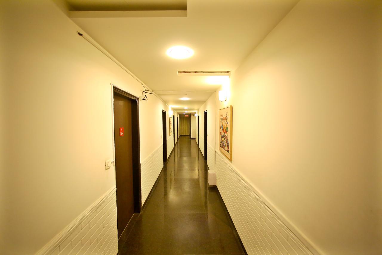 Hotel Lohmod At National Highway 8 - Free Airport Transffer New Delhi Eksteriør billede