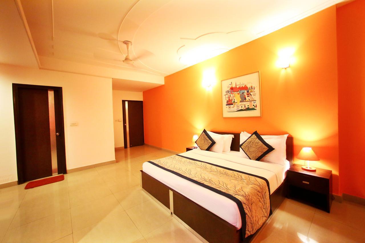 Hotel Lohmod At National Highway 8 - Free Airport Transffer New Delhi Eksteriør billede