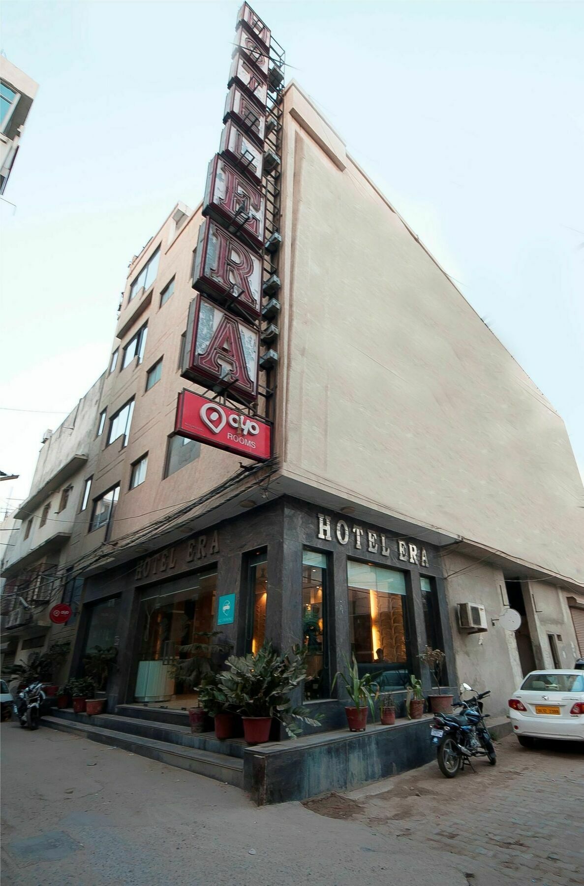 Hotel Lohmod At National Highway 8 - Free Airport Transffer New Delhi Eksteriør billede